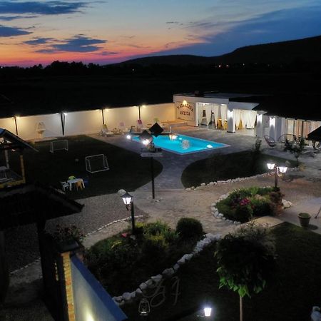 Bihać Family Estate Hadzalova Avlija 빌라 외부 사진